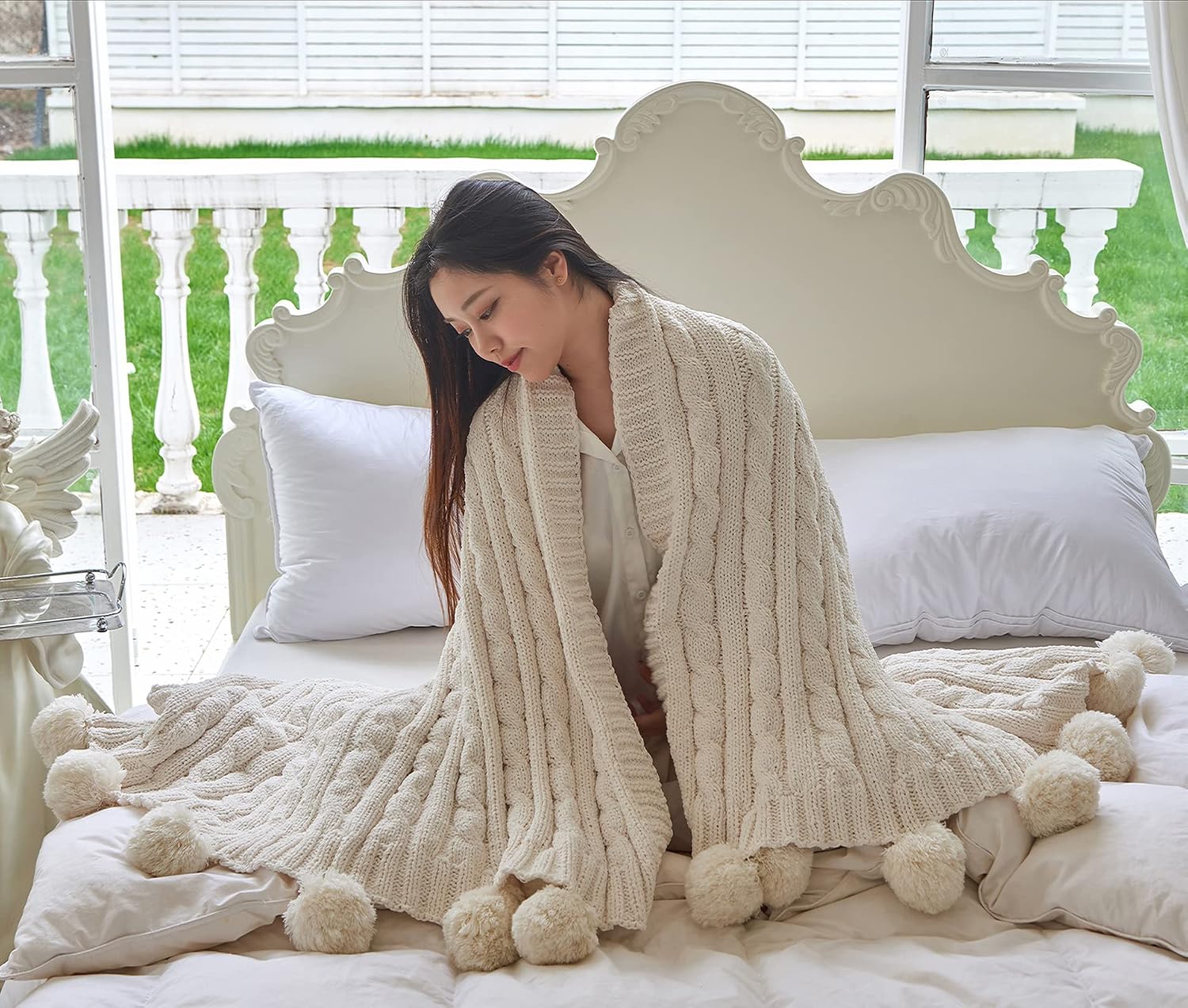 White Pom Pom Tassel Chenille Knit Throw