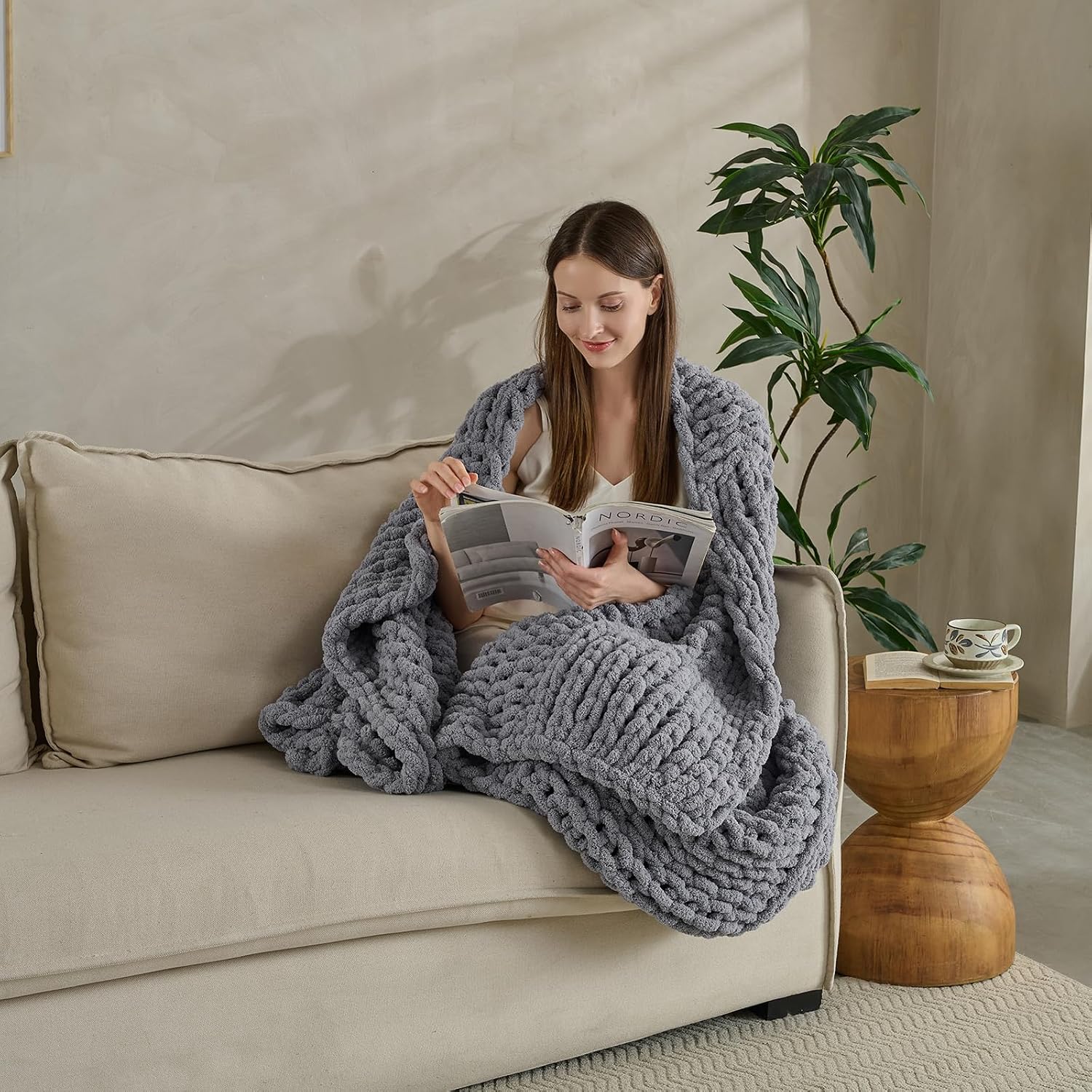 Grey Cable Knit Chunky Throw Blanket